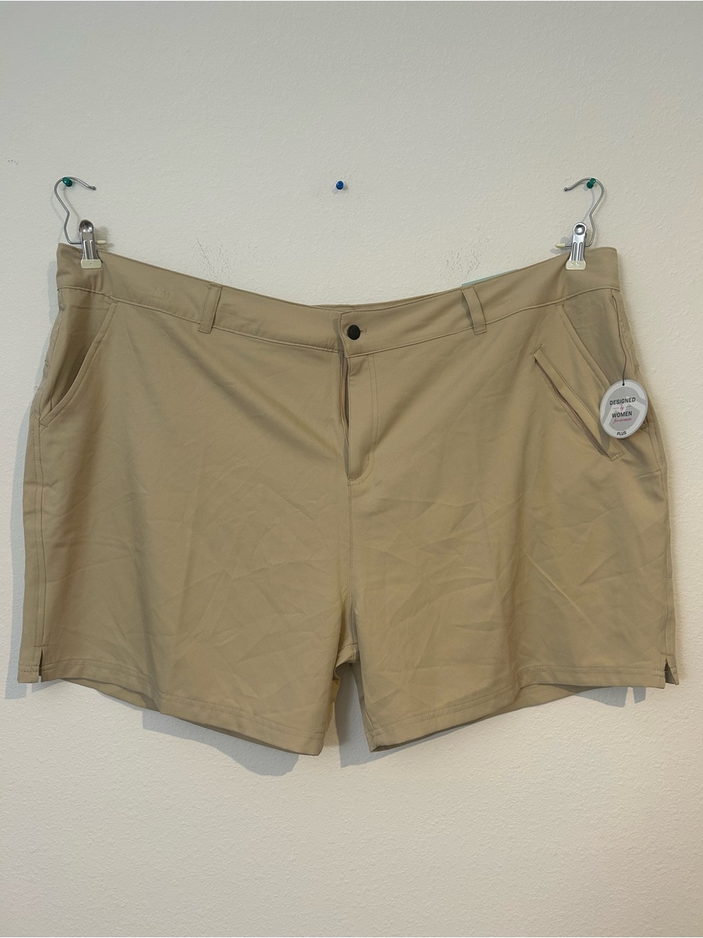 Magellan Outdoors Women's Beige Bermuda Shorts